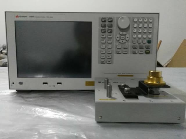 Keysight vector network analyzer — close-up of test fixture